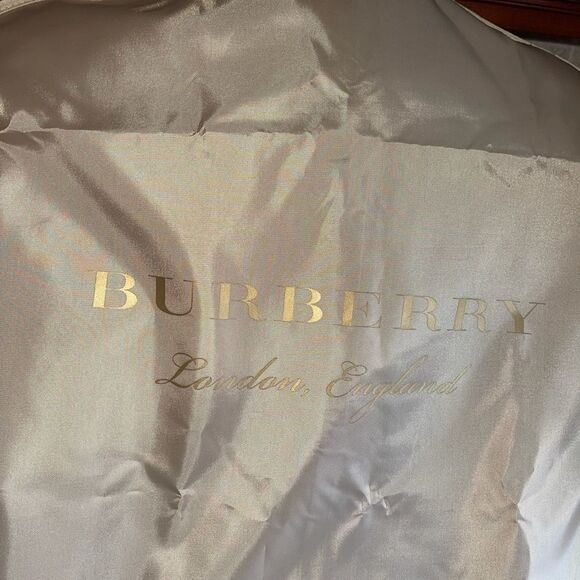 BURBERRY Black Puffer Coat BURBERRY Black Puffer Coat BURBERRY Black Puf… - Picture 3 of 16